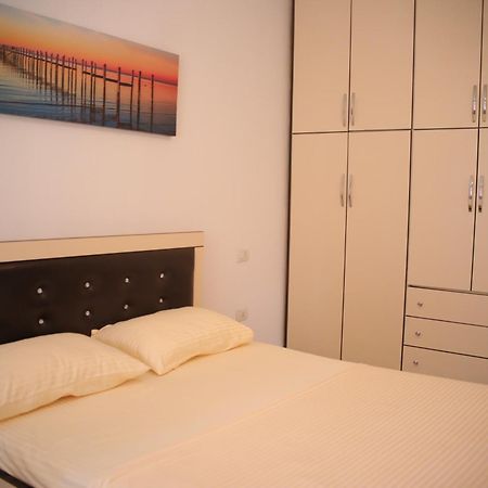Pleasant Apartment With Free Dedicated Parking In Komuna E Parisit Tirana Exteriér fotografie