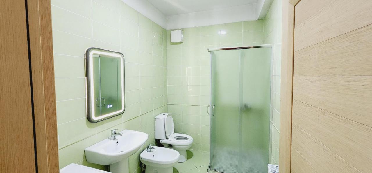 Pleasant Apartment With Free Dedicated Parking In Komuna E Parisit Tirana Exteriér fotografie