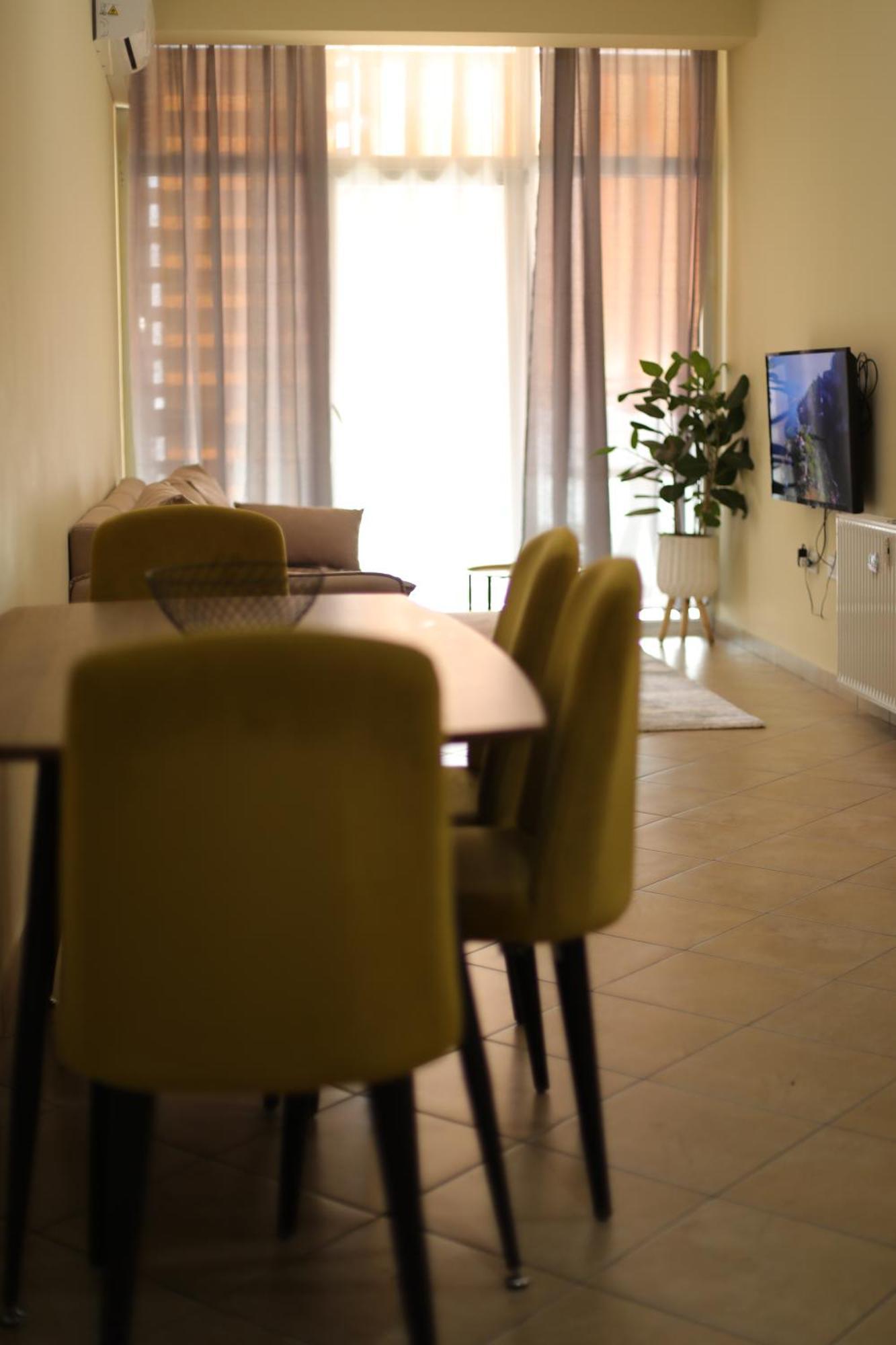 Pleasant Apartment With Free Dedicated Parking In Komuna E Parisit Tirana Exteriér fotografie